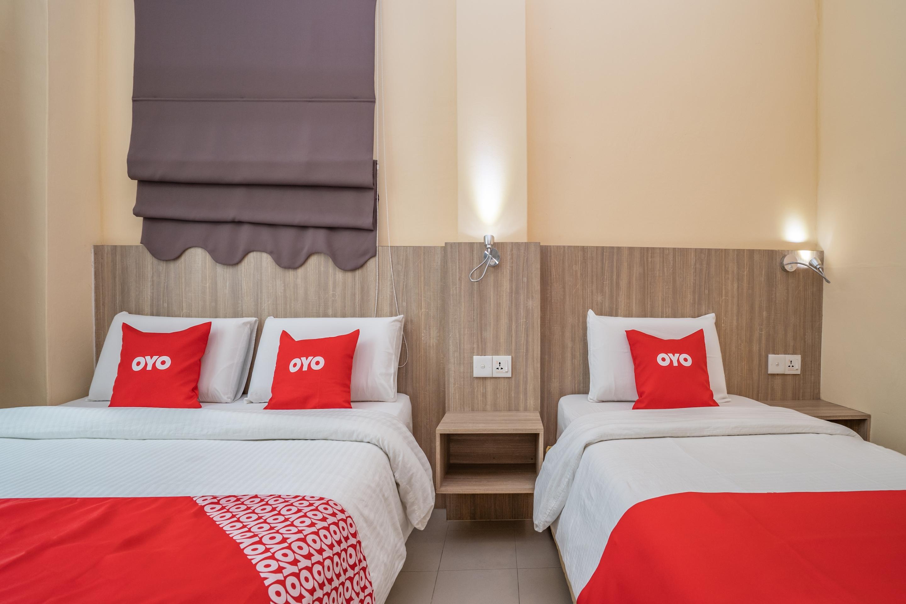 Oyo 44078 The Island Hotel Kampong Pasir Bogak Zewnętrze zdjęcie